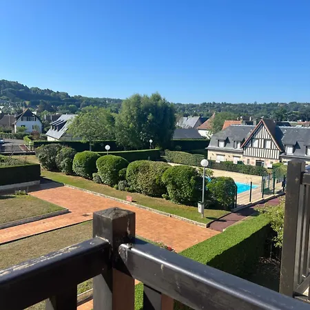 Apartment Piscinetennisparking Deauville
