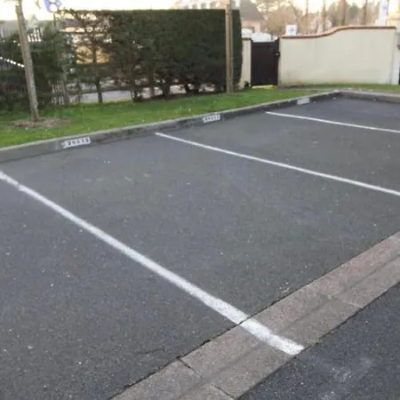 Piscinetennisparking *