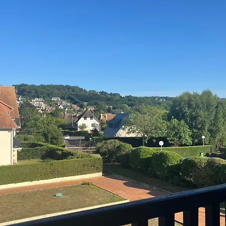 Piscinetennisparking Apartment