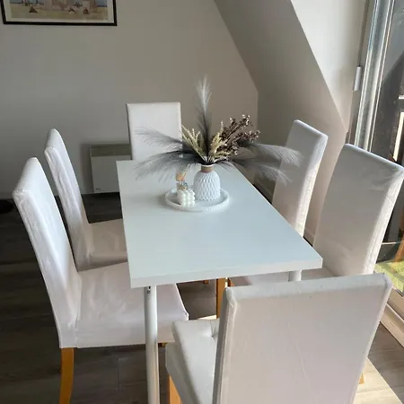 Apartment Piscinetennisparking Deauville