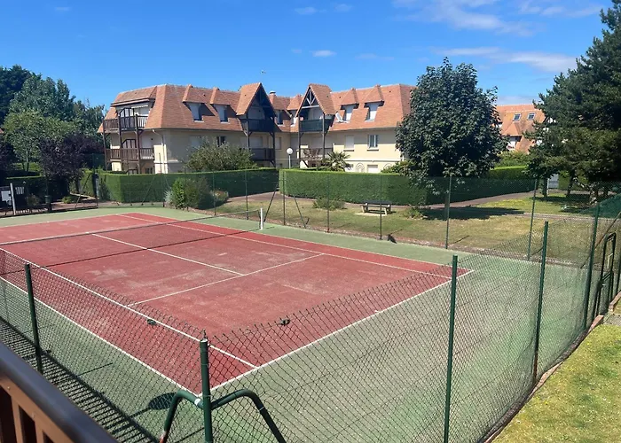 Piscinetennisparking * Ντοβίλ