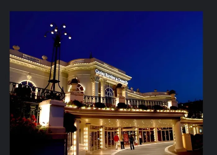 Piscinetennisparking * Ντοβίλ